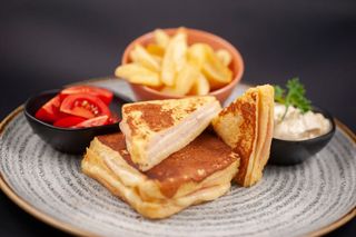 Monte Cristo sendvič 350 gr