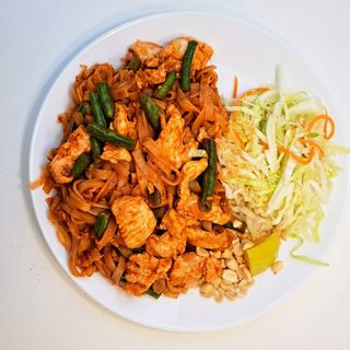 Pad Thai z kurczakiem