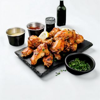 Мариновани пилешки крилца (400г)