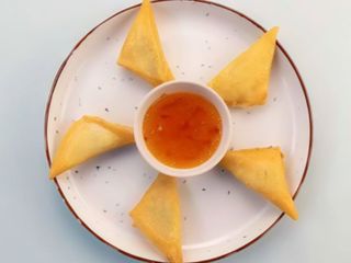 TRIÁNGULOS DE CURRY