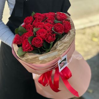 19 червоних троянд Ель Торо