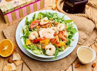 Nr. 22 - Shrimps & avocado salad