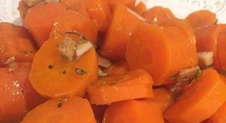 ZANAHORIAS ALIÑADAS