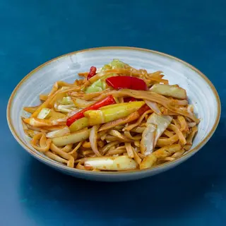 Fried noodles with vegetable