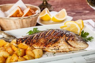 Dorada A La Brasa