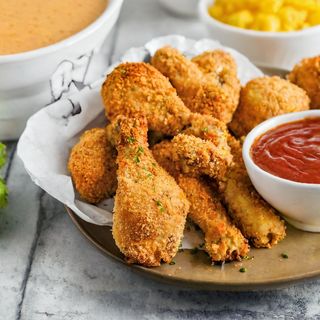 2 Drumsticks and Free Chips