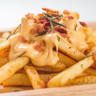 Batata Frita com Queijo