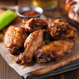 Alitas de pollo picantes (6 Uds.)
