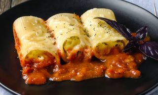 Canelones De Salmón