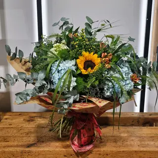 Ramo de flores de temporada XXL