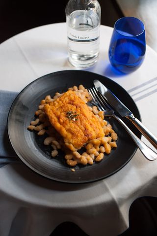 Bacallà a la llauna amb mongetes del ganxet 