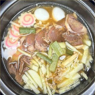 048 - Ramen con Manzo / Ramen with beef / 牛肉拉面