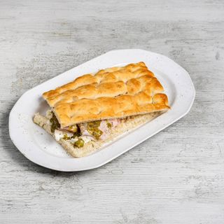 2. Queso Stracciatella, Mortadella Dop, Crema de Pistacho