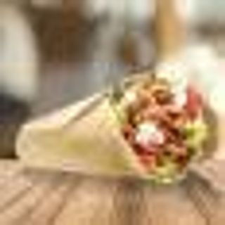 Durum De Pollo Con Ensalada Y Queso