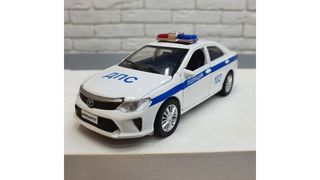 Tayota Camry 50 Полиция металл звук/свет
