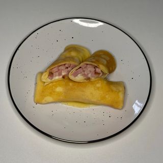 Млинці з шинкою та сиром