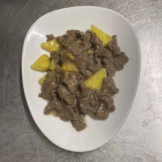 H5. Vitello con ananas