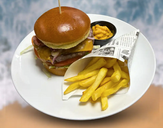 Hamburguesa gali gali y patatas fritas