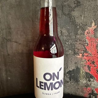 On Lemon Śliwka 
