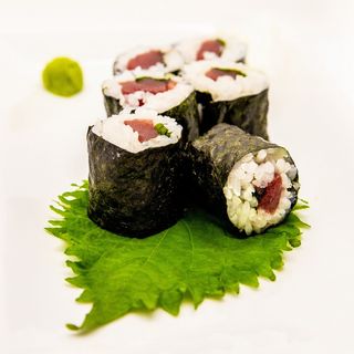 H002.Hosomaki tonno