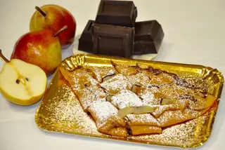 Crêpe con cioccolato fondente e rum
