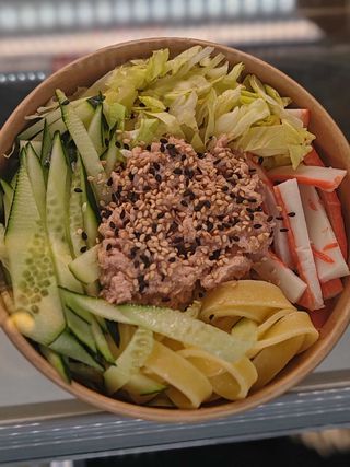 Spaghetti cinese con tonno