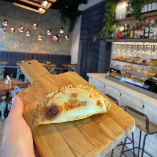 EMPANADA CAPRESE