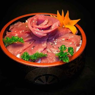 Chirashi Tonno