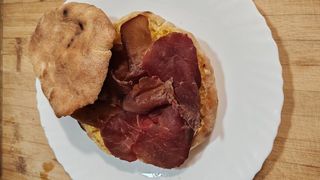 Komplet lepinja sa pršutom