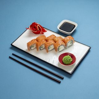 Ֆիլադելֆիա ռոլլ վարունգով 8 կտոր