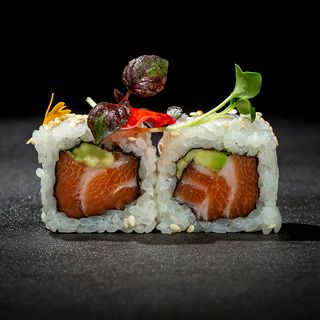 Uramaki sake avocado 4 pezzi