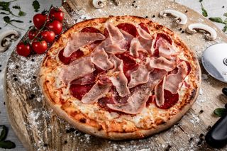 Pizza Quattro Carni Ø30cm