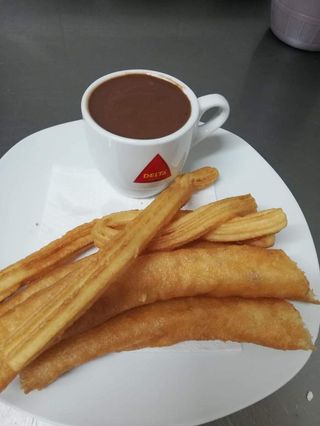 Porras O Churros Finos (16 Uds.) Con 4 Chocolates (Individual)