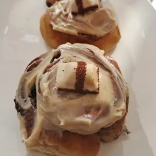 ROLL DE KINDER B.
