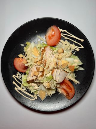 Салат Цезар (300г)