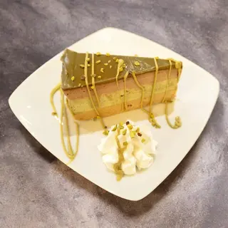 Cheesecake sa pistaćima