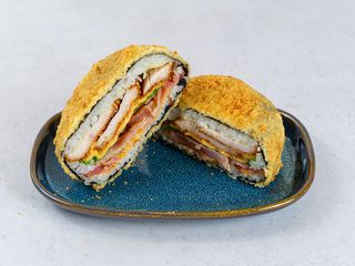 Burger z kurczakiem i bekonem (410g)