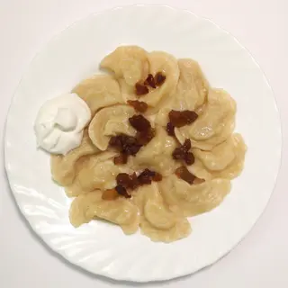 Вареники з картоплею (200/30г)