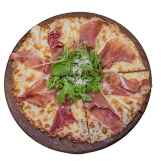 Pizza De Serrano