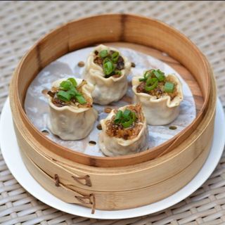 145. ShaoMai ShangHaiNés de arroz glutinoso con cerdo ibérico (4 unds.)
