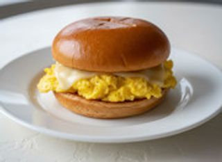 Egg Cheese Bun