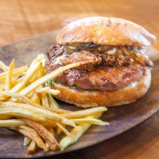 Hamburguesa De Cochinilla Deshilachada 