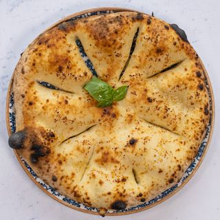 Focaccia s češnjakom