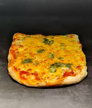 Pizza 4 Quesos (1/4 Metro)