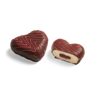 Donut cuore ripieno di lampone