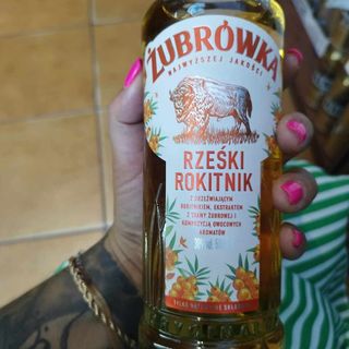 ZUBRÓWKA RZEŚKI ROKITNIK 0,5 