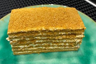 Тістечко Медовик