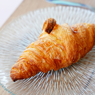 Croissant de mantequilla