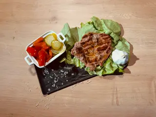 Ceafa de porc la gratar
