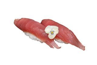 136.  Nighiri tonno